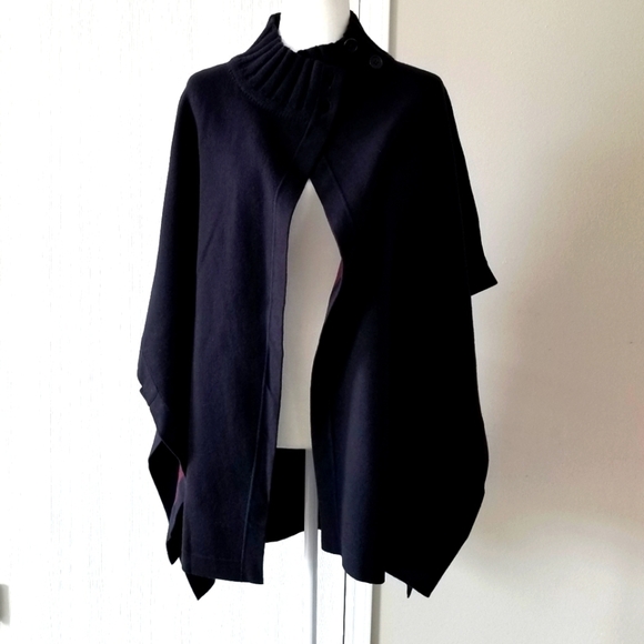 Theory Black cowl Cape - Picture 6 of 13